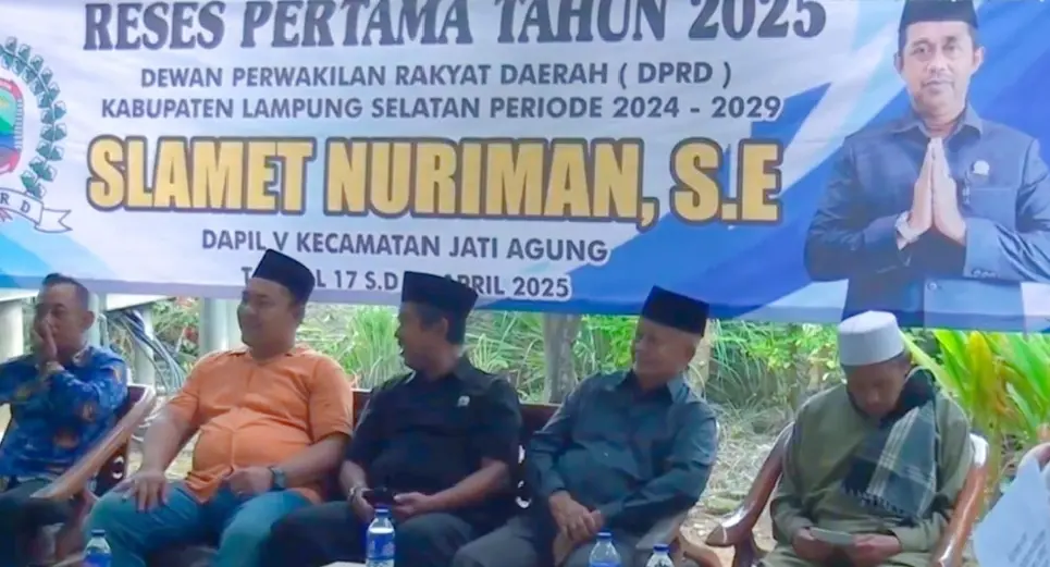 Anggota DPRD Lamsel H. Slamet Nuriman SE., Menggelar Reses Pertama Tahun 2025 di Desa Way Huwi Jati Agung
