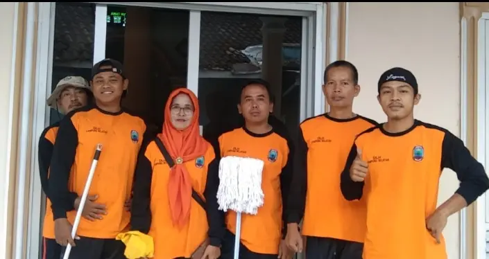 Usai Pasar Sidomulyo dan Rawa Selapan,! Kini Giliran Masjid Baitul Muttaqin Kalianda di “Grebek” DLH Lampung Selatan