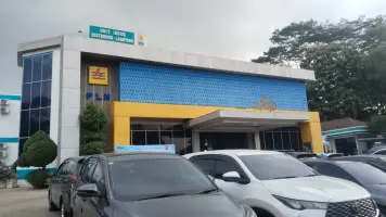 HUMAS PLN LAMPUNG. PEMASANGAN KABEL SERAT OPTIK/WIFI DI TIANG LISTRIK TANPA IZIN ILEGAL, BERBAHAYA DAN TERANCAM SANKSI BERAT