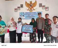 Pemdes beringin kencana serahkan bantuan langsung tunai (BLT_DD)yang bersumber dari Anggaran Dana Desa ( DD) tahun 2025