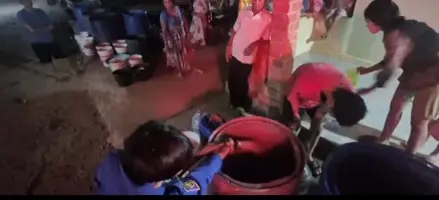 Respons Cepat Damkar Lampung Selatan Salurkan 4.000 Liter Air Bersih, Warga Desa Babatan Sampaikan Apresiasi